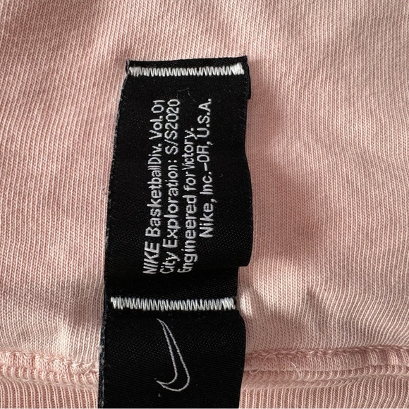 Nike Cherry Blossom Unisex Shirt Top Oversized Small Sakura DNA Edition Pink - Picture 8 of 8